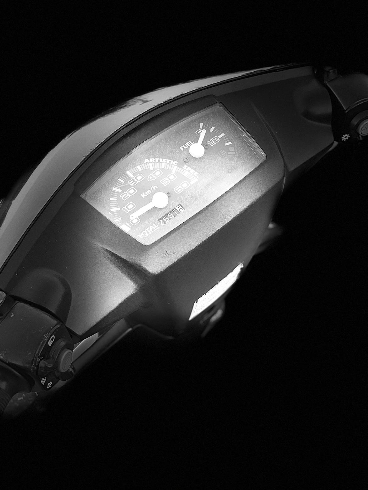 Yamaha Jog Artistic Special SOLGT billede 20