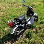 Suzuki FZ50