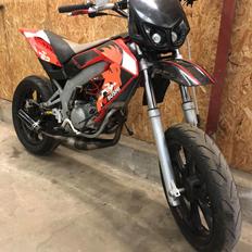 Aprilia aprilla sx 50