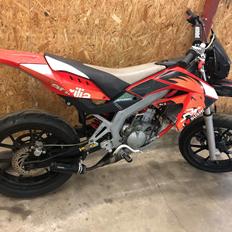 Aprilia aprilla sx 50