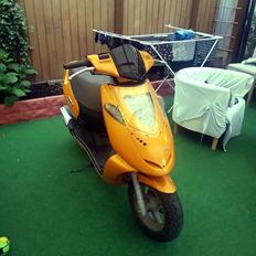 Aprilia Sonic (SOLGT)