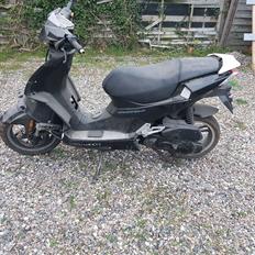Peugeot Speedfight 3