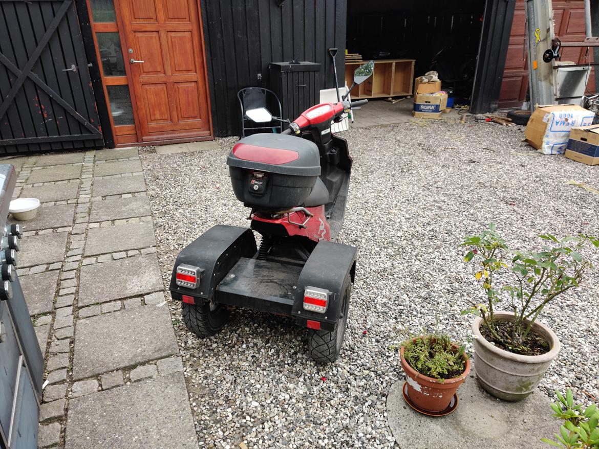 PGO Hot 50 Triton billede 4