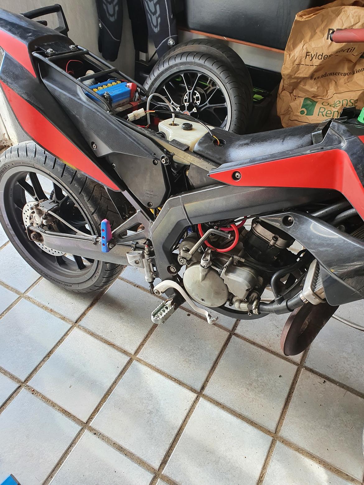 Derbi Senda X-Treme SM [SOLGT] billede 2