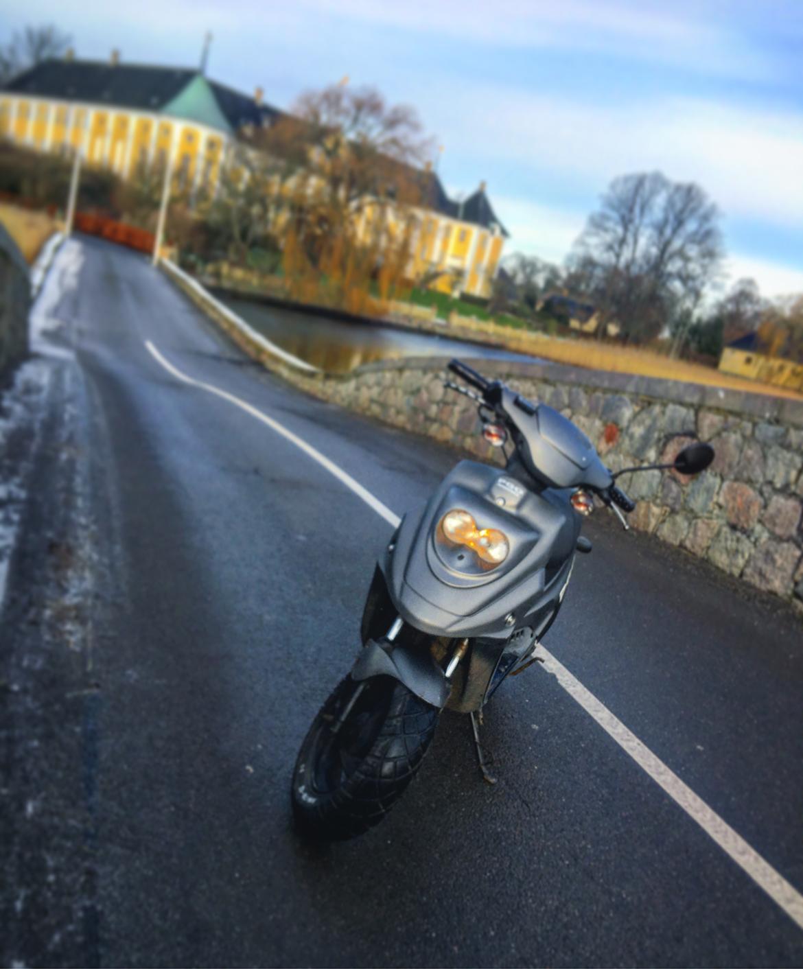 PGO Big Max billede 2