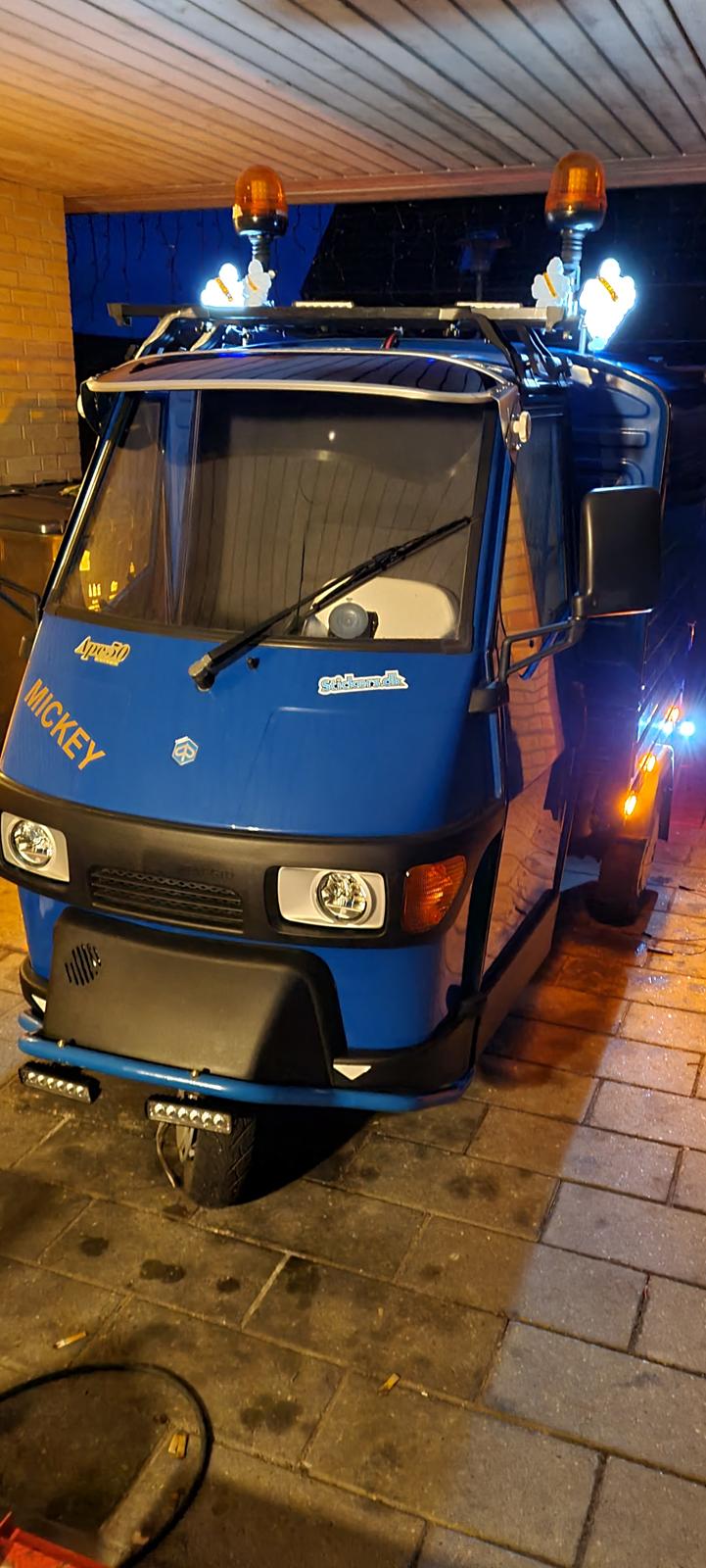 Piaggio ape50 europe van 25 km/t Blue action billede 22