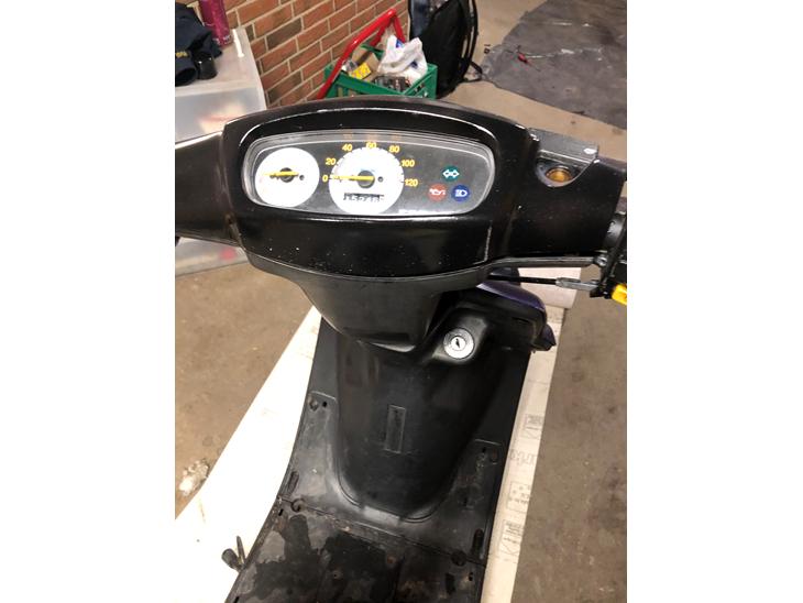 {{currentPhoto.altText}} billede {{currentPhoto.number}}