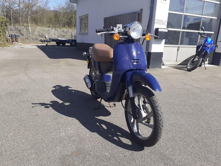 {{currentPhoto.altText}} billede {{currentPhoto.number}}