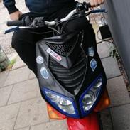 Peugeot Speedfight 2 