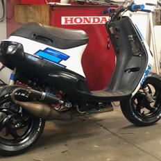 Piaggio Old Zip (lc)