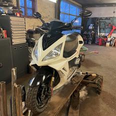 Peugeot Speedfight 3