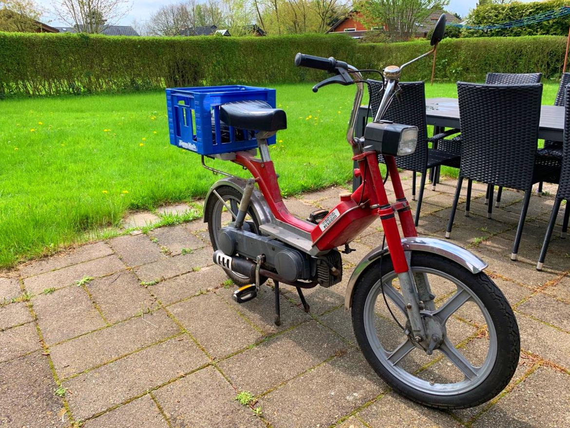 Vespa Bravo - Nu med sideskjold monteret på begge sider. billede 7