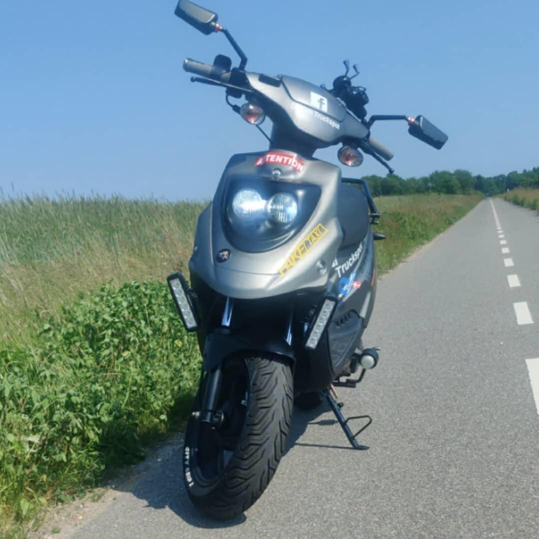 PGO Hot 50 billede 3