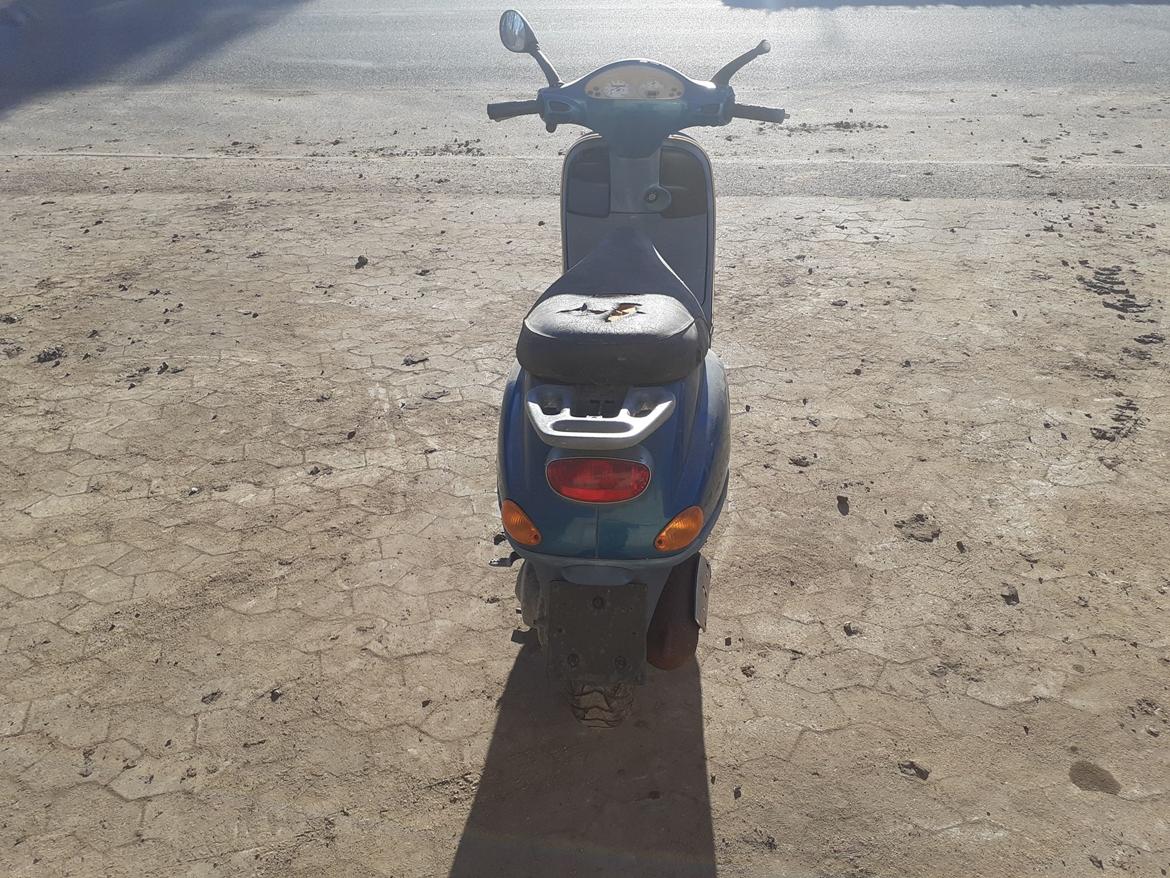 Piaggio Vespa ET2 billede 4