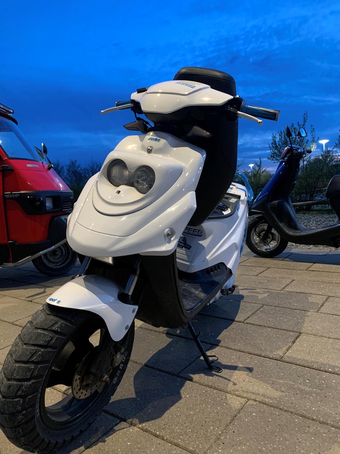 PGO Hot 50 billede 1