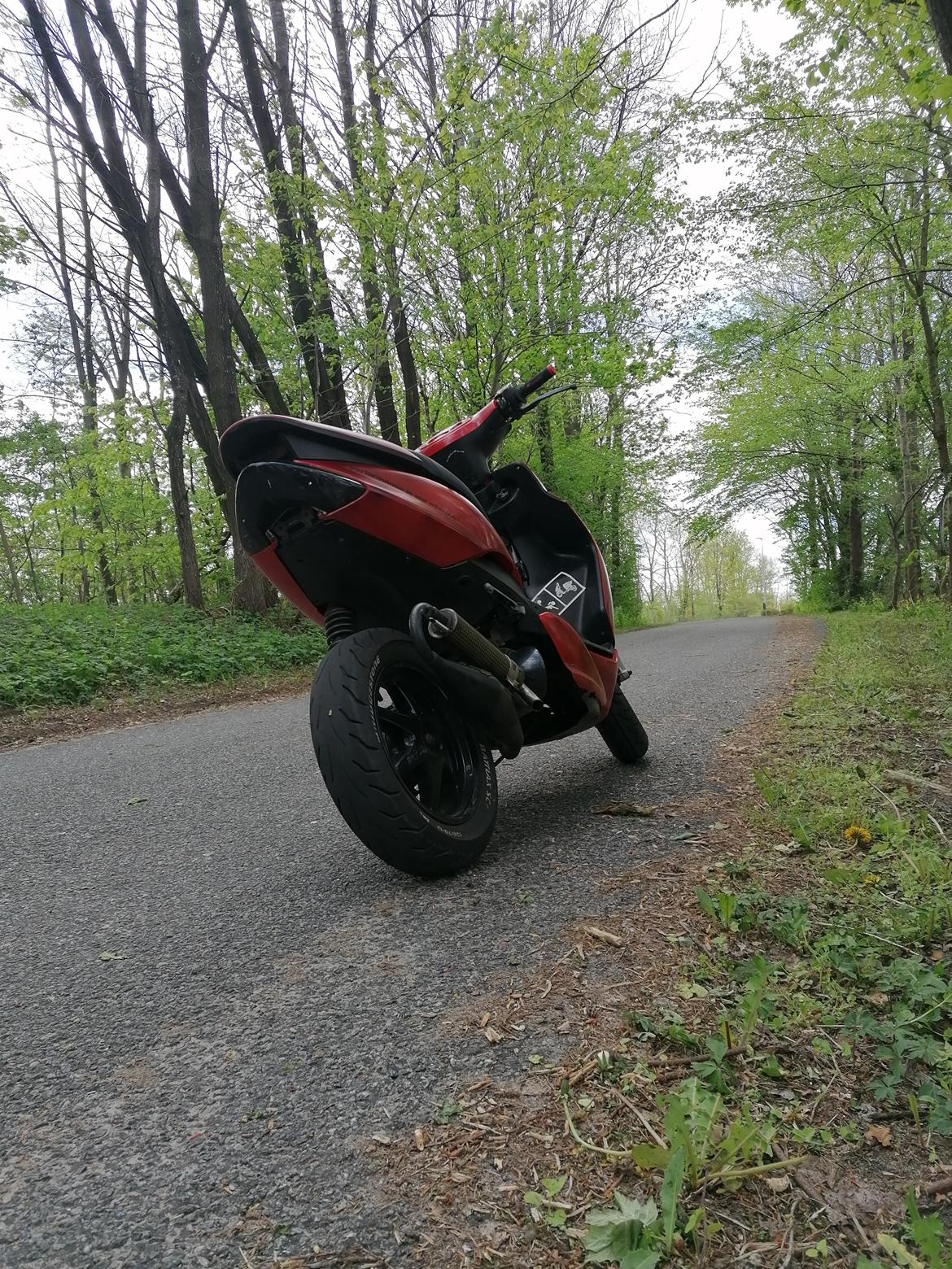 Yamaha Jog R Baneracer billede 2