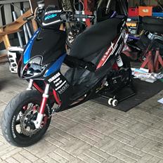 Yamaha Jog r lc