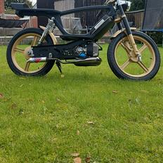 Piaggio Bravo Racer ombygget