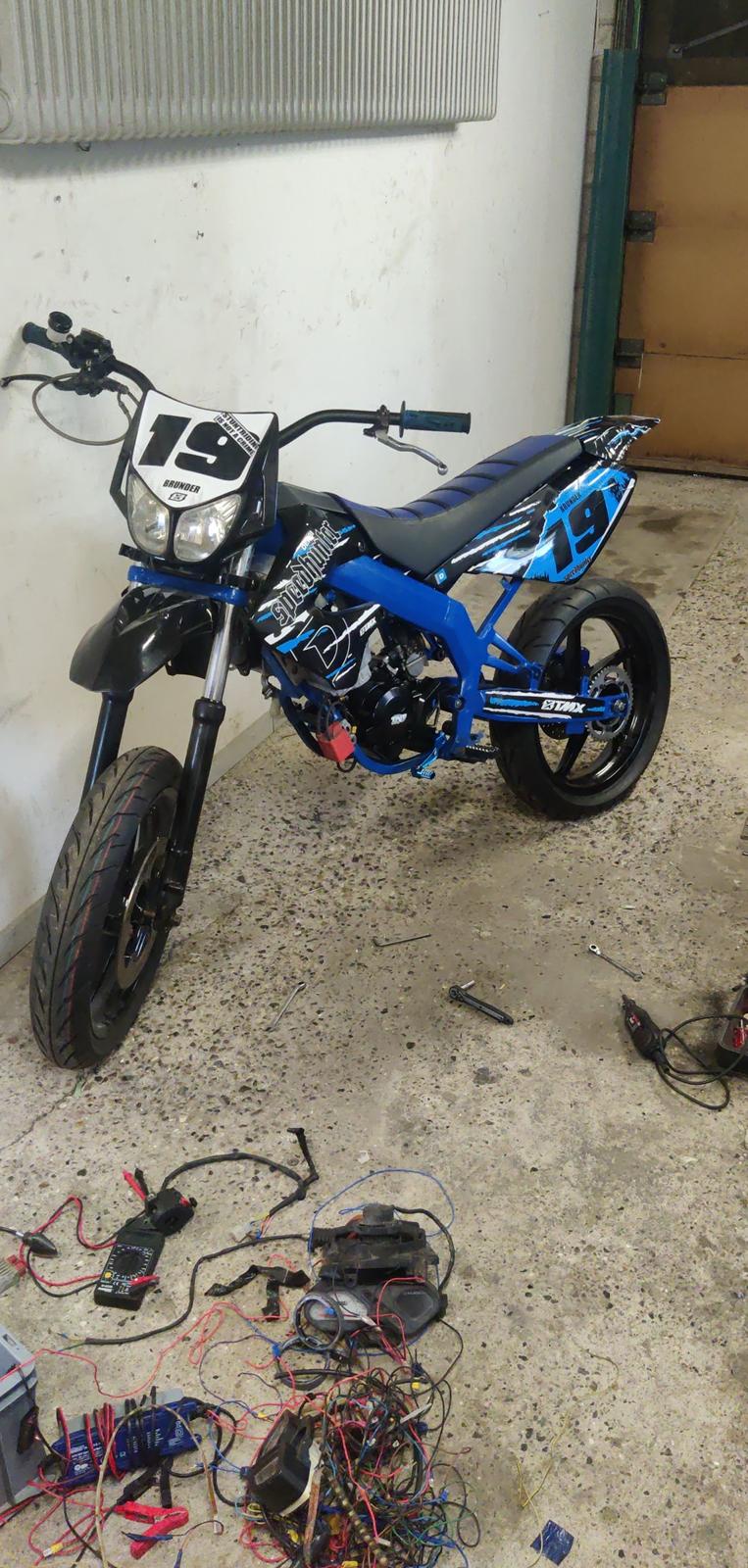 Derbi Senda sm 50 billede 1