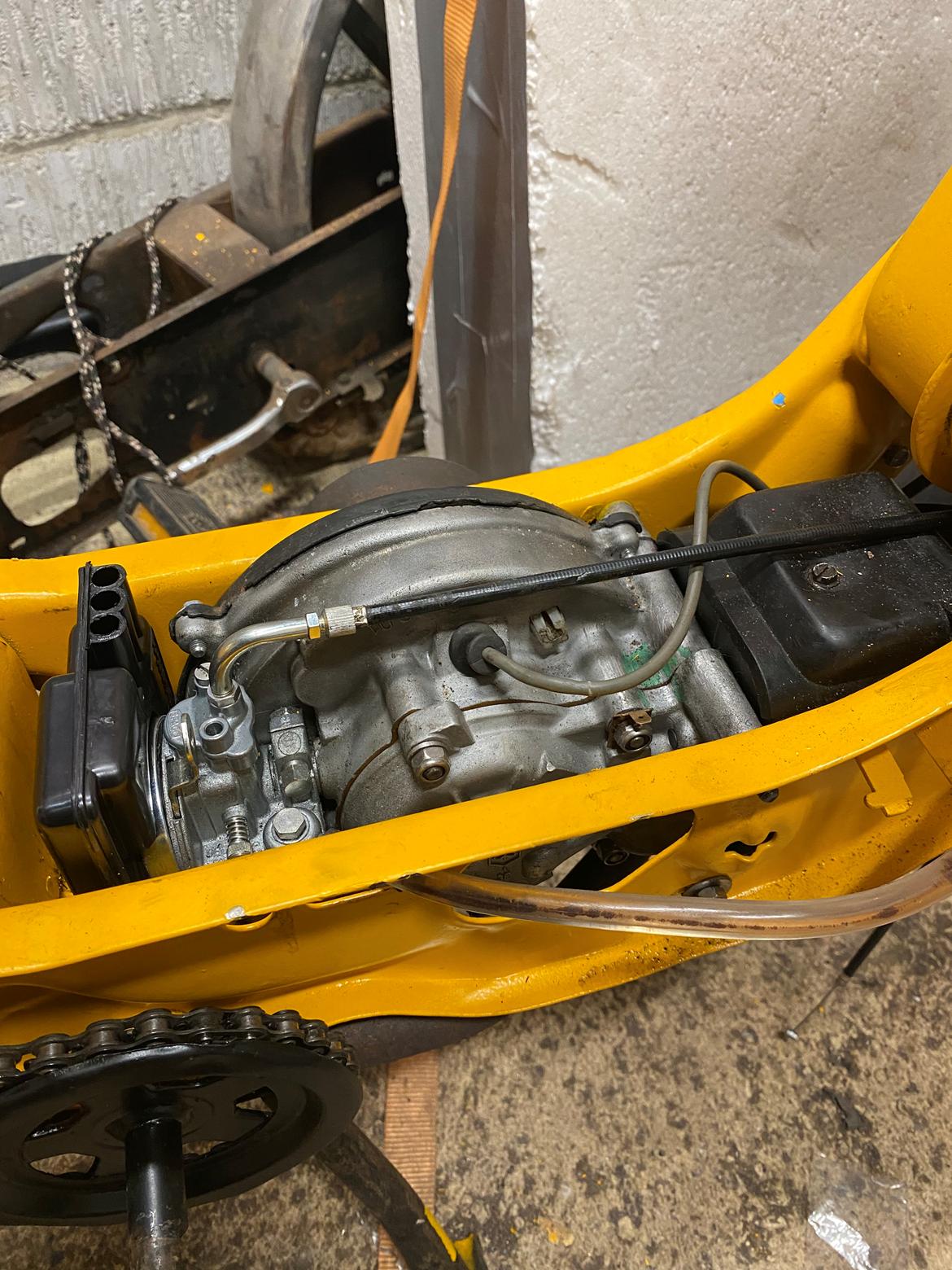 Vespa Ciao - Glasblæst motor billede 6