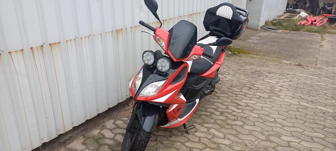 Kymco Super 8   billede 4