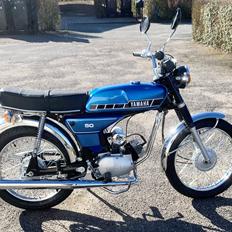 Yamaha Fs1