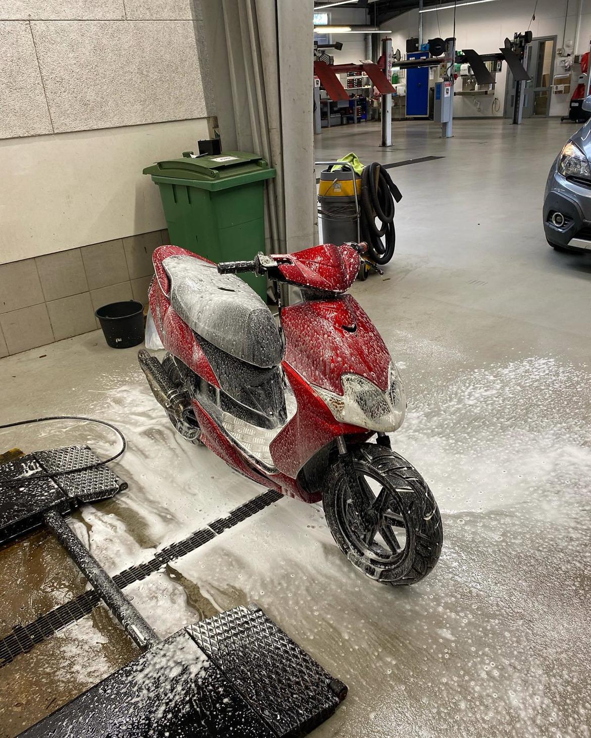 Yamaha Jog R billede 1