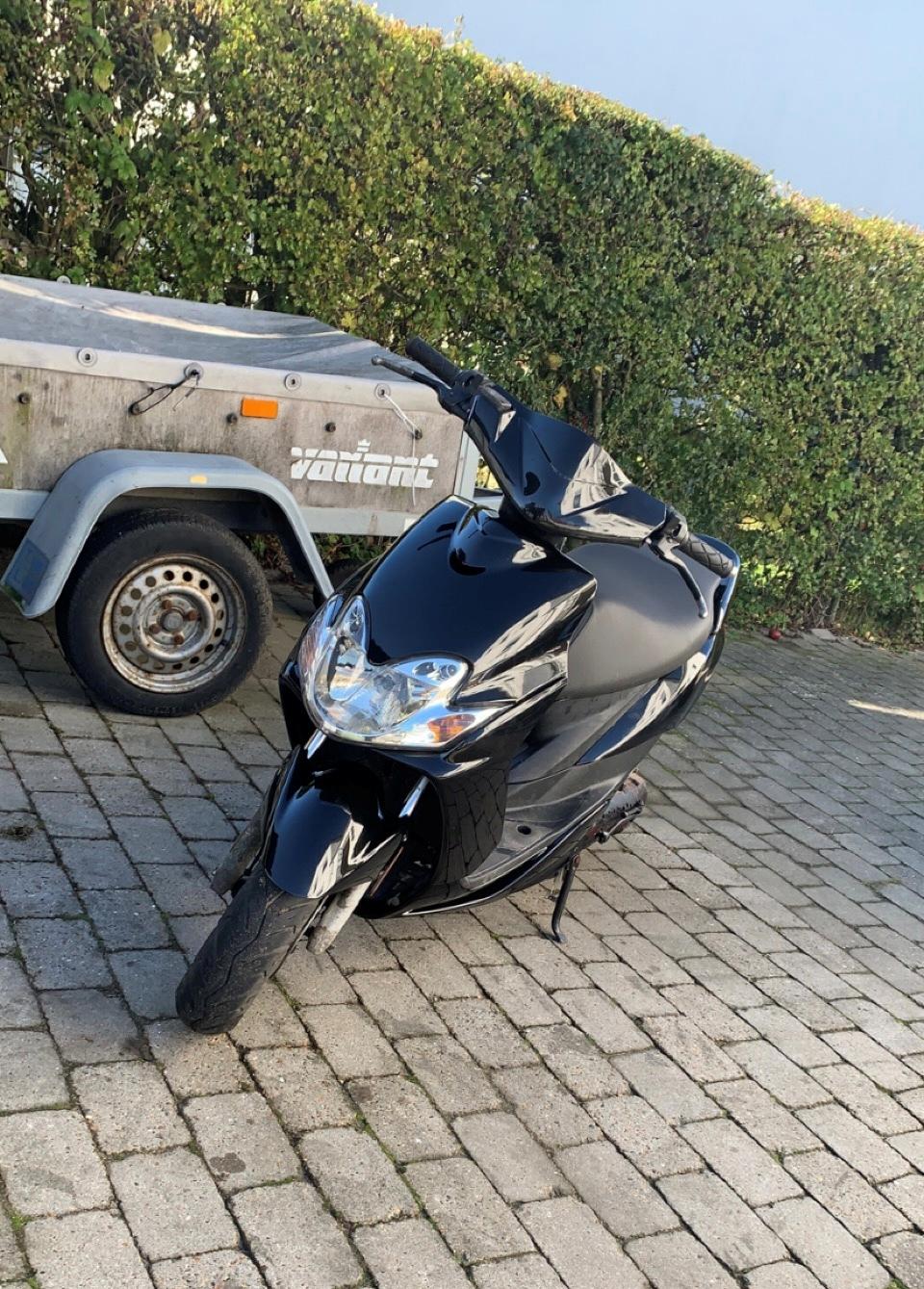 Yamaha Jog R billede 1