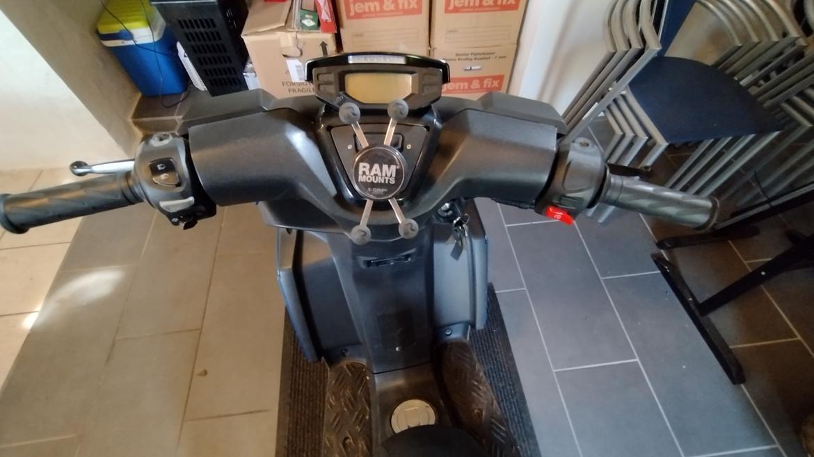 Peugeot Speedfight 4 billede 2