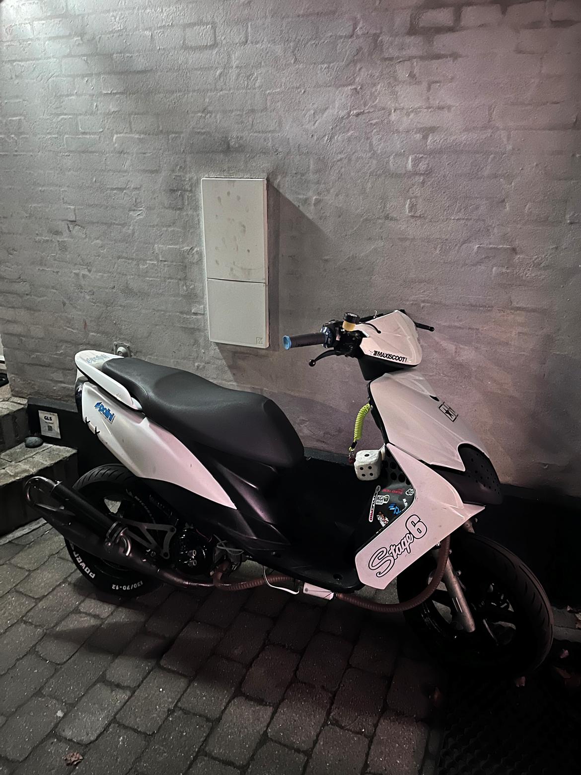 Yamaha Yamaha jog R SOLGT billede 2