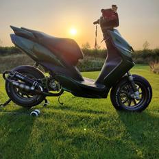Yamaha Jog R "Baneged"