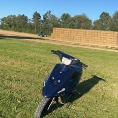 Yamaha Jog artistic special 50 2T ( jog as)