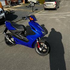 Yamaha Aerox Valentino Rossi edition