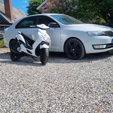 Yamaha Jog r