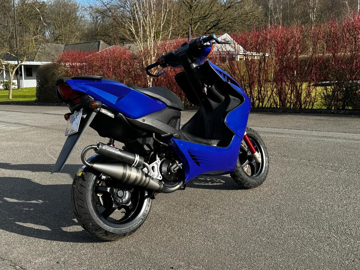 Yamaha Aerox Valentino Rossi edition - Som den står nu 75% færdig billede 6