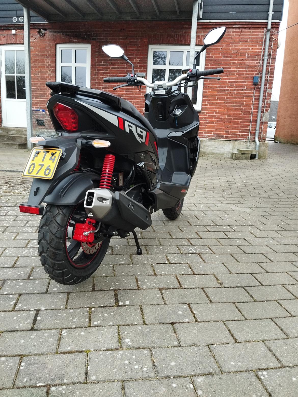 MOTOCR R9 SP billede 8