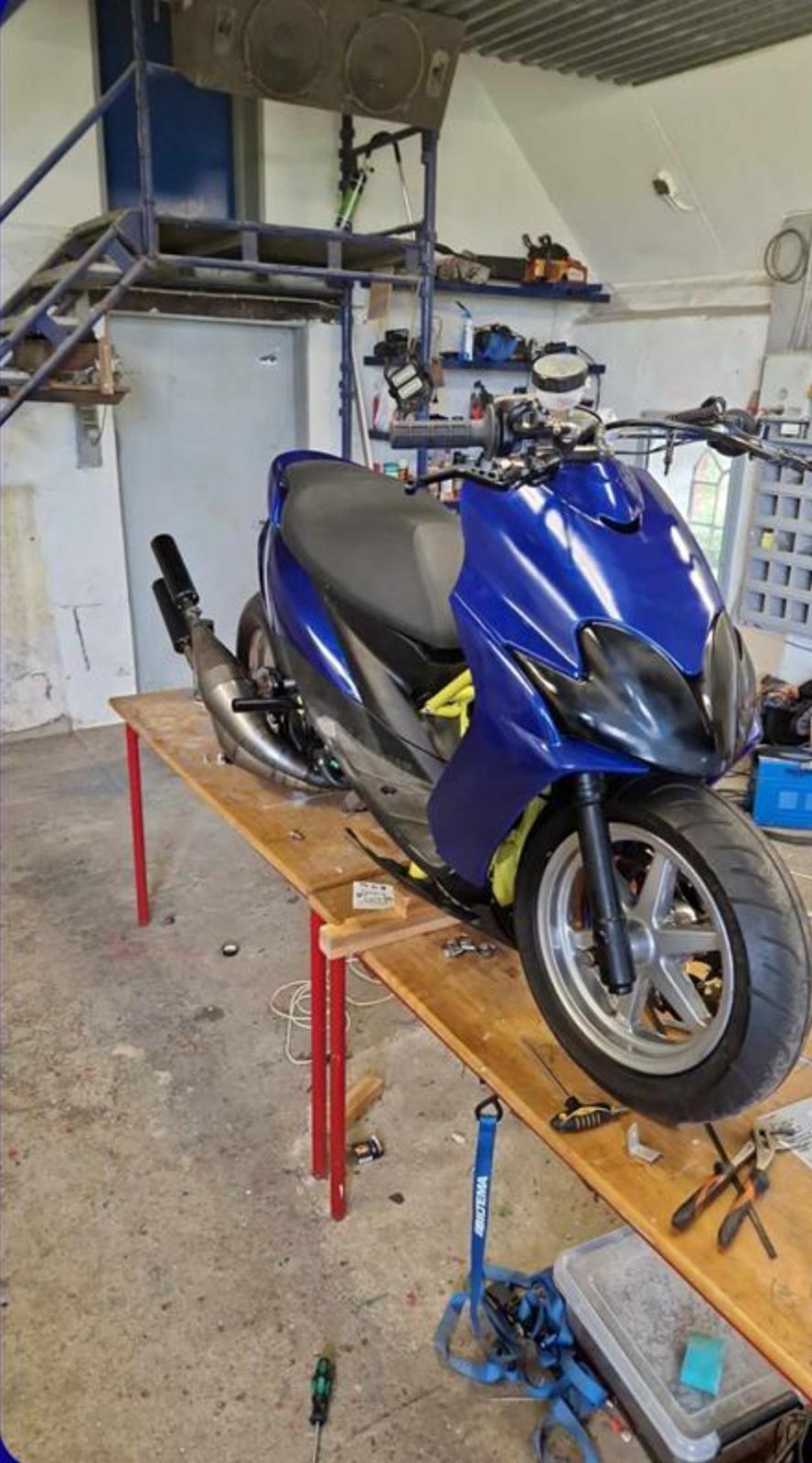 Yamaha Jog r 2 fast 204cc billede 8