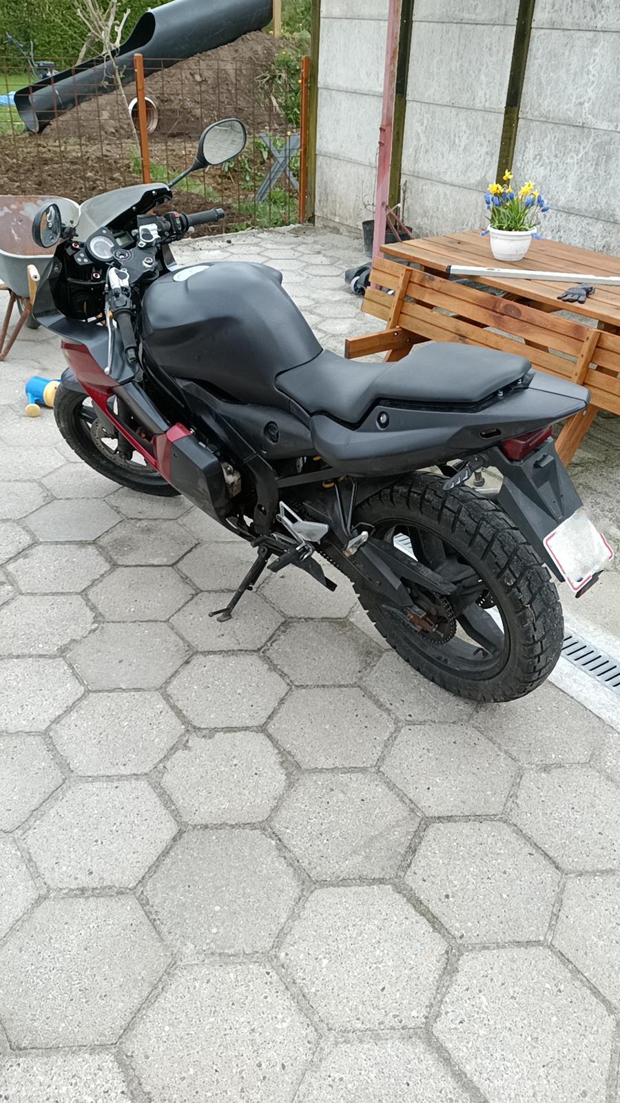 Yamaha TZR50 billede 6