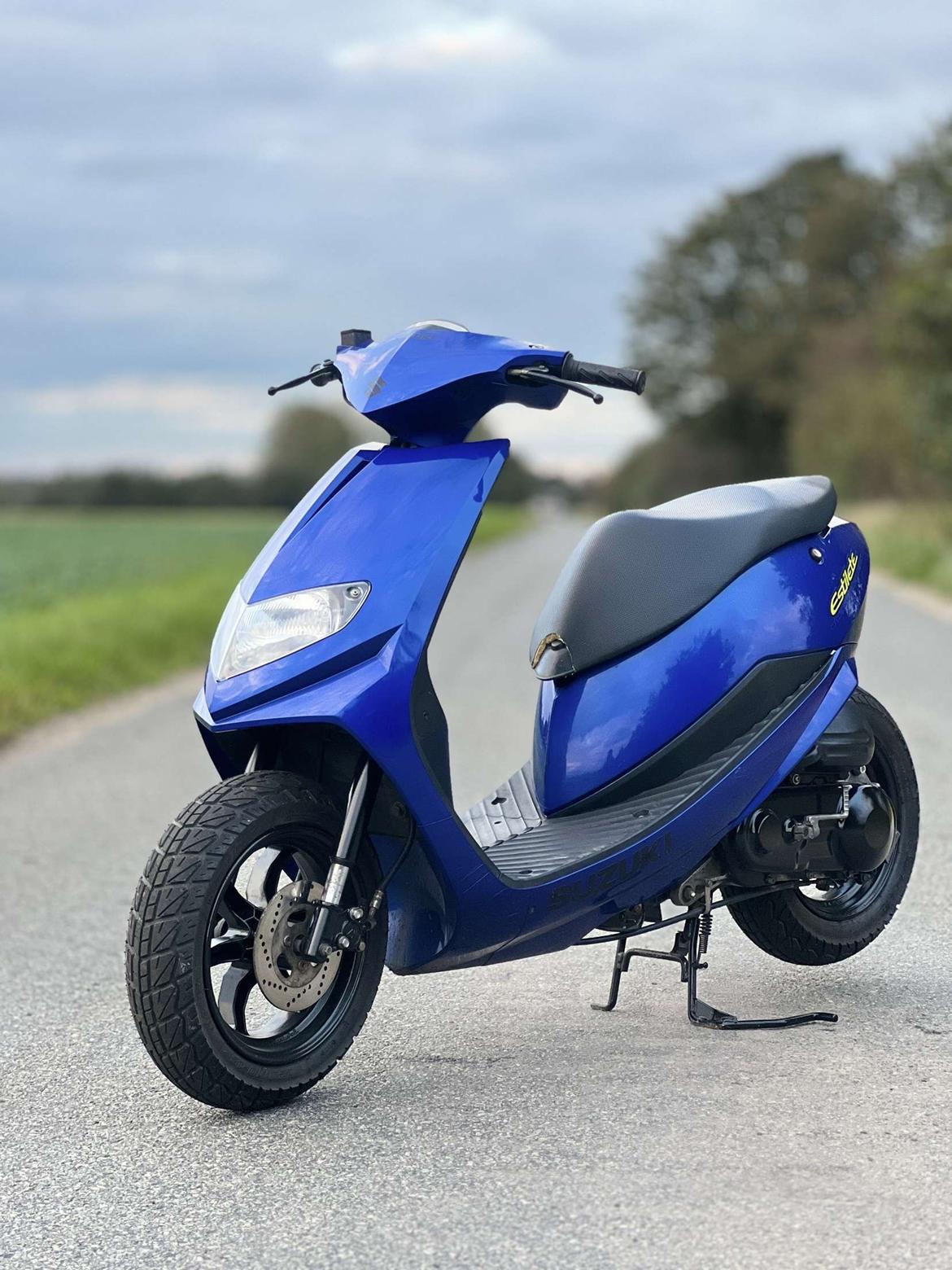 Suzuki Estilete billede 1