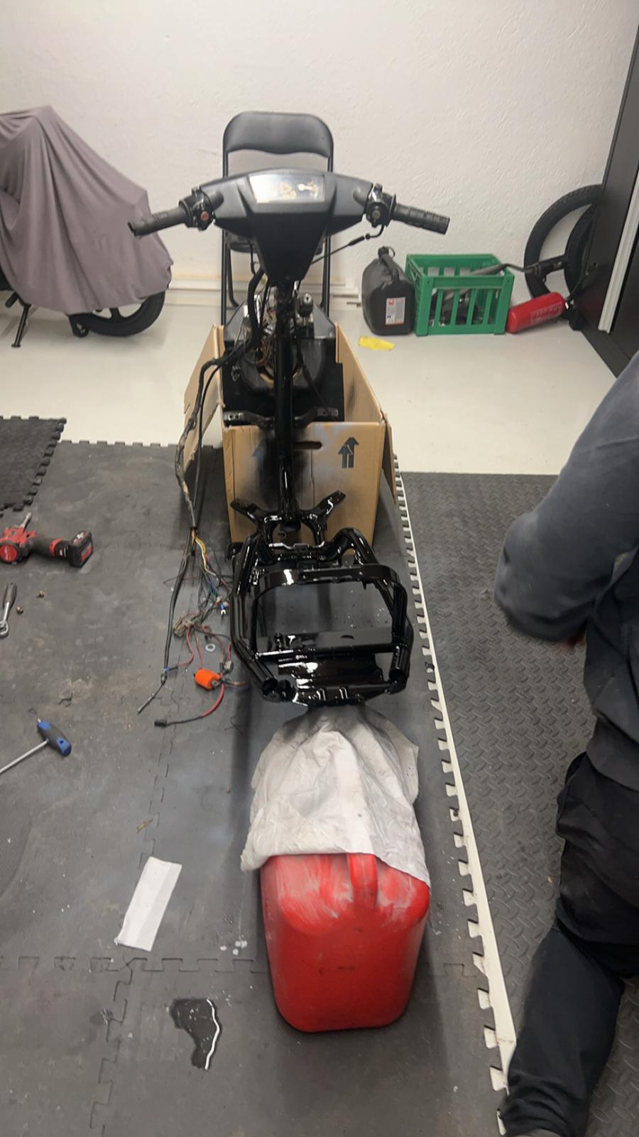 Yamaha Jog Artistic-Special - Den skal da lige males… billede 3