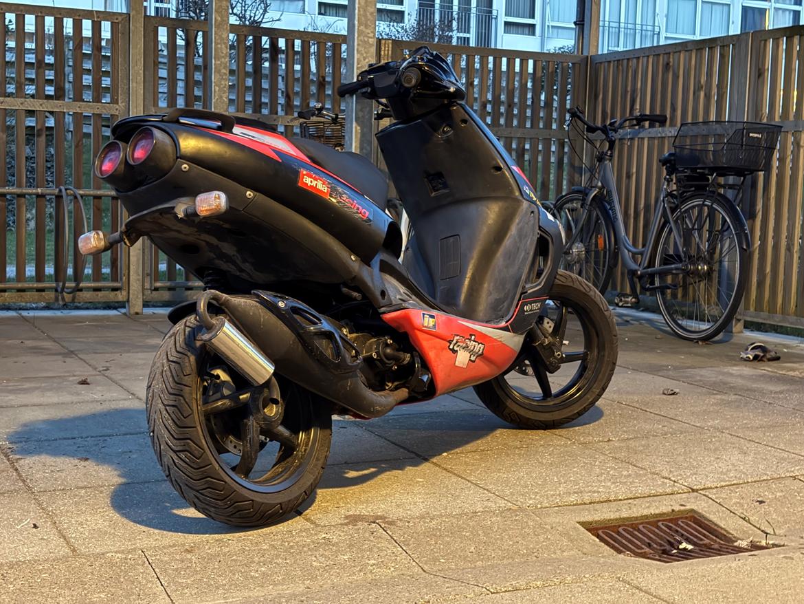 Aprilia SR50 Di-Tech billede 3