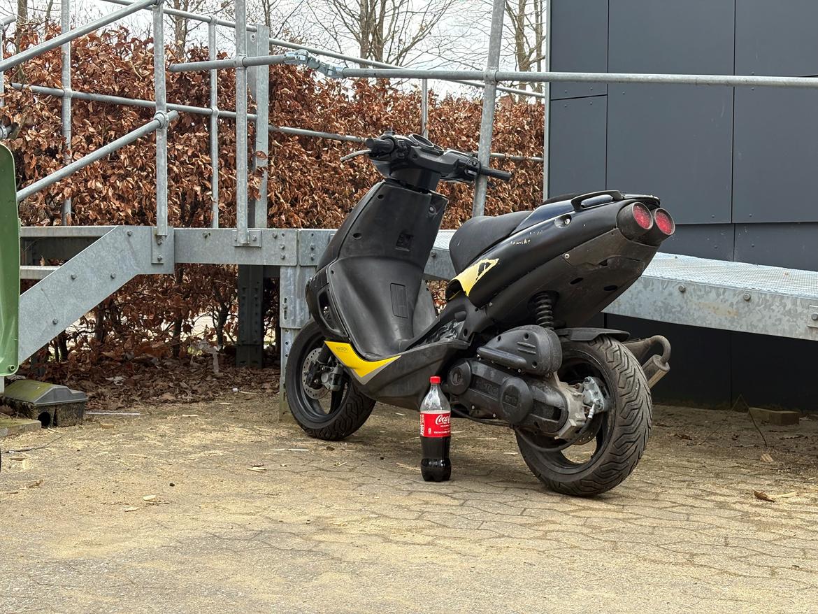 Aprilia SR50 Di-Tech billede 4