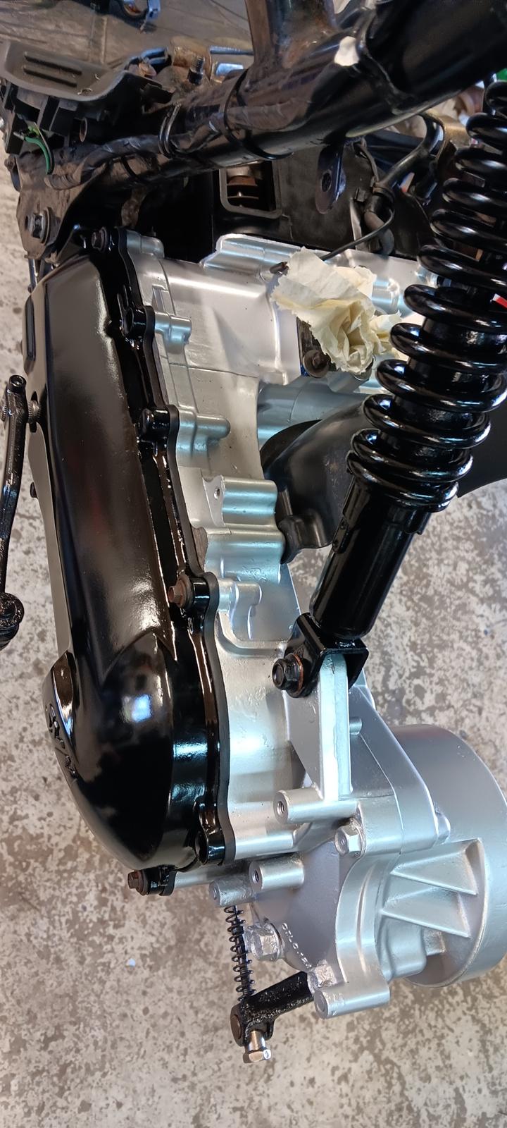 Sym jet basix/red devil billede 6