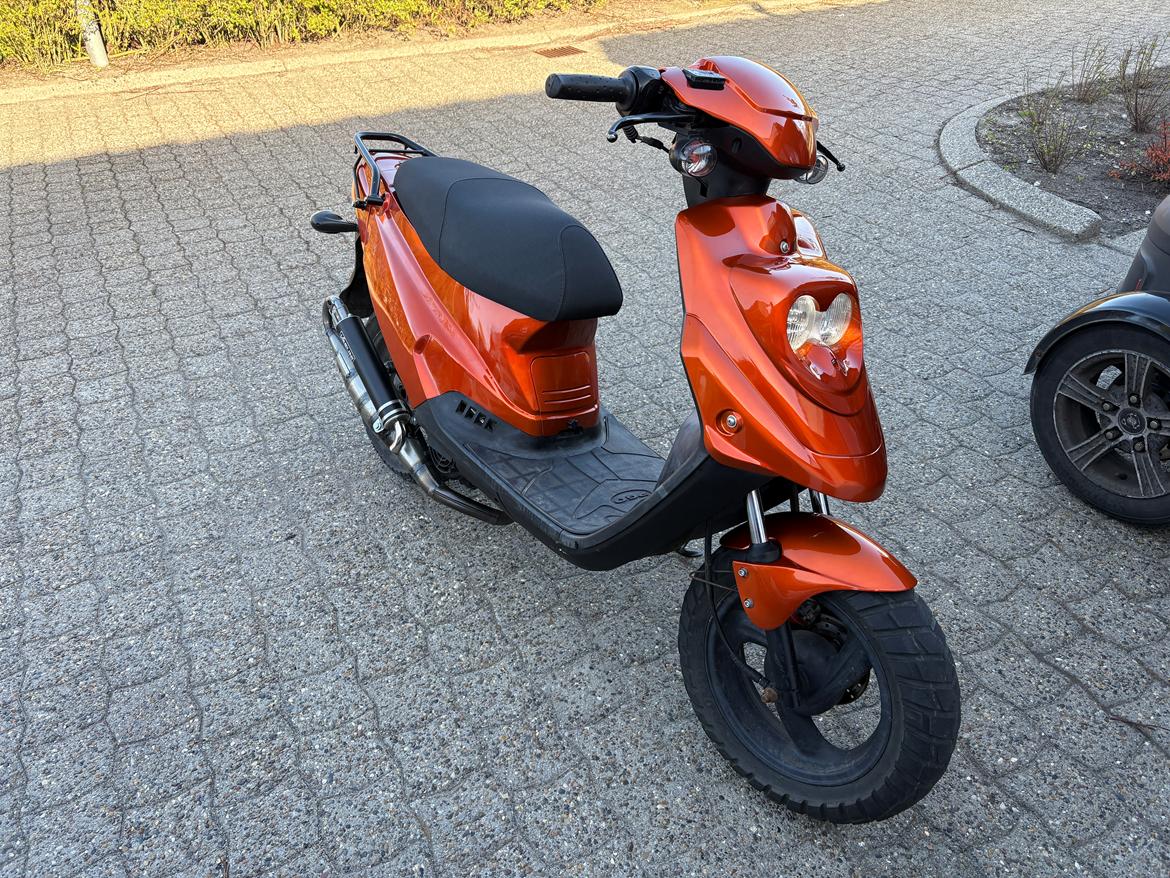 PGO HOT 50 billede 1