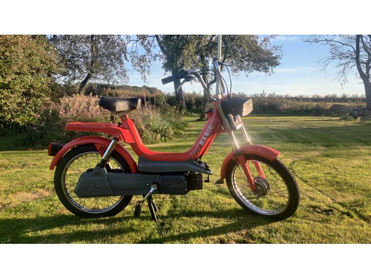 {{currentPhoto.altText}} billede {{currentPhoto.number}}