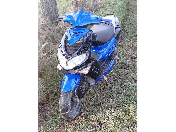 {{currentPhoto.altText}} billede {{currentPhoto.number}}