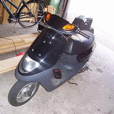 Yamaha Jog space Solgt