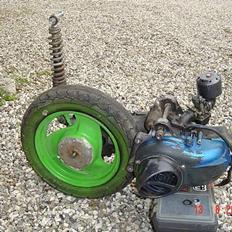 Suzuki fz-jog smidt ud