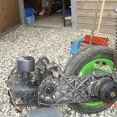 Suzuki fz-jog smidt ud