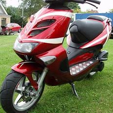 Aprilia sr50 ditech (Roed Design)